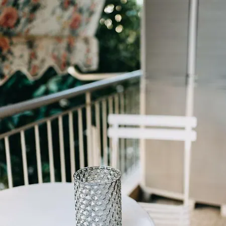 Best House, Attiki Metro, אתונה מראה חיצוני תמונה