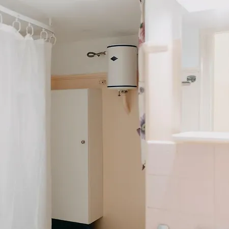 Best House, Attiki Metro, אתונה מראה חיצוני תמונה