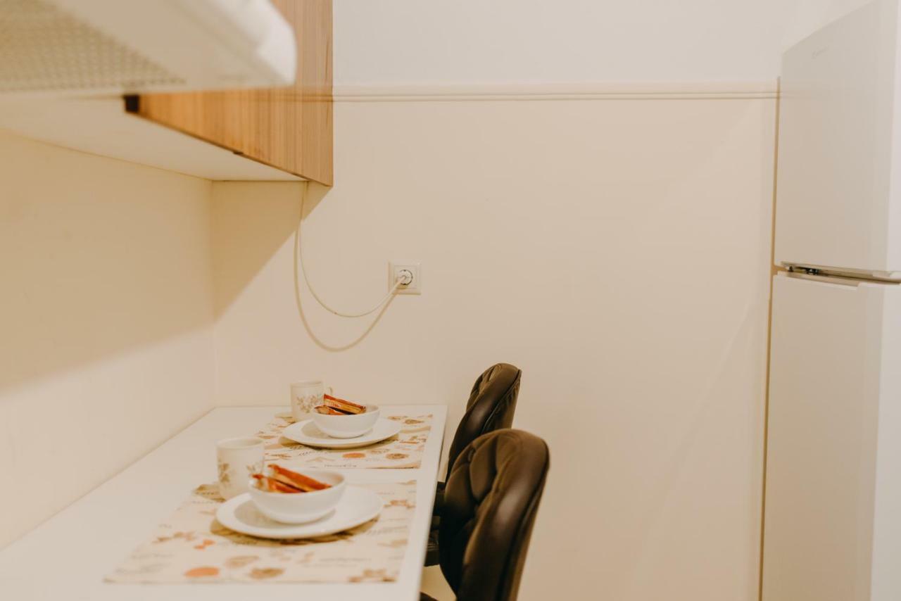 House, Attiki Metro, דירה